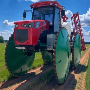 Tractor GHRE86  4x4 con cabina